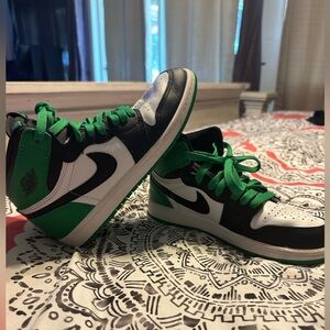 Youth 3.5y Jordan 1. In great condition. No box.